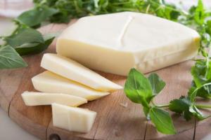 А бывает ли сыр диетическим Виды нежирных сыров